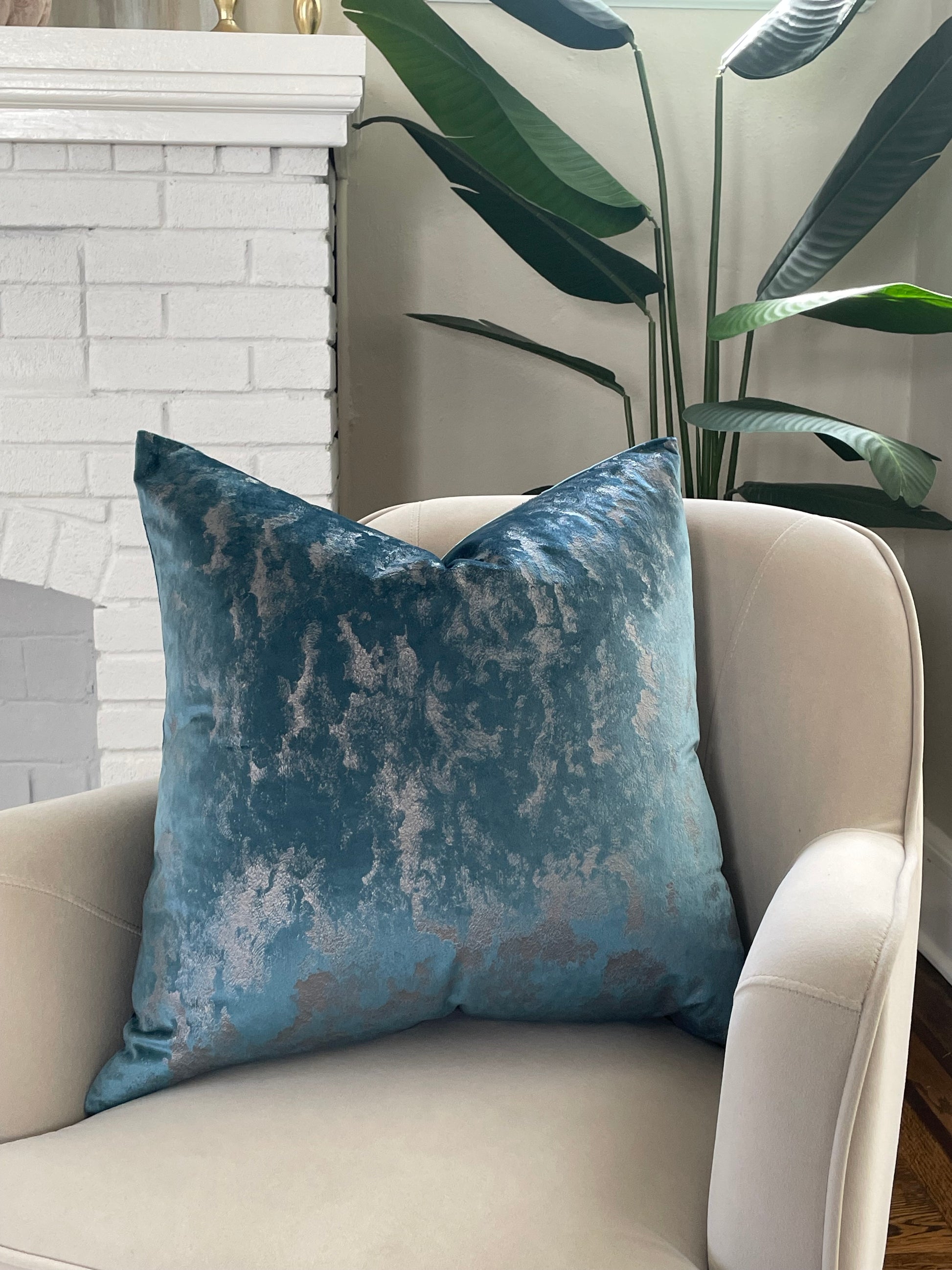 Blue & Ivory Tone Velvet Pillow Cover