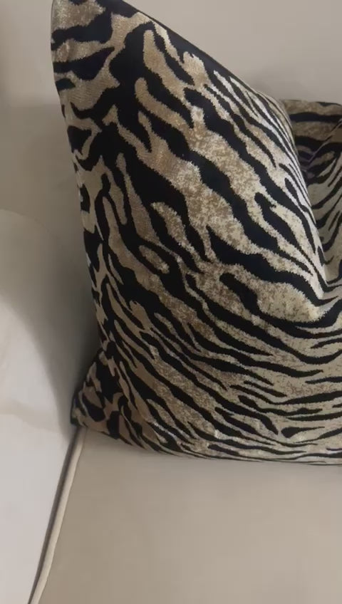 Load video: 22x22 Velvet Zebra Pillow Cover